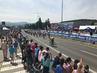 dodánie led obrazoviek,stage,pódium a ozvučenie trate.