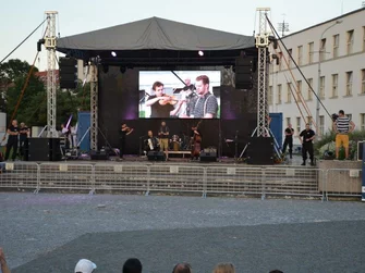 Prenájom led obrazovky v Nitre a video služby pre live stream. Prenájom led obrazovky v Nitre a video služby pre live stream.