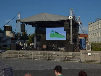 Prenájom led obrazovky v Nitre a video služby pre live stream. Prenájom led obrazovky v Nitre a video služby pre live stream.