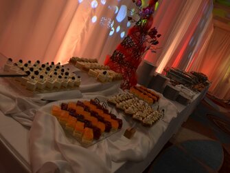 certifikovaných tlmočníkov na všetky svetové jazyky. Translata Kalkulácia okamžite · Rýchle dodanie · Dobrá cena · Vysoká kvalita