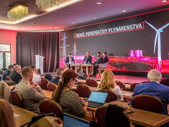 Energofórum 2024 Partizán Tále kongresová technika prenájom obrazoviek,Tlmočnícka technika,Prenájom konferenčnej miestnocti.
