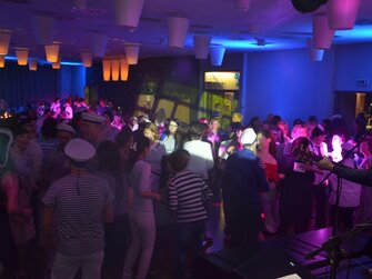 kompletné ozvučenie a osvetlenie vrátane spätnej projekcie od firmy PARILLA SOUND