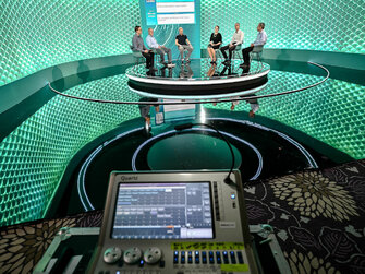 live stream štúdio ESET Virtual,ONLINE, Livestream Studio MLV,Livestream and Vimeo Premium