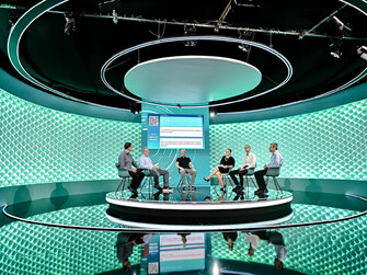 live stream štúdio ESET Virtual,ONLINE, Livestream Studio MLV,Livestream and Vimeo Premium