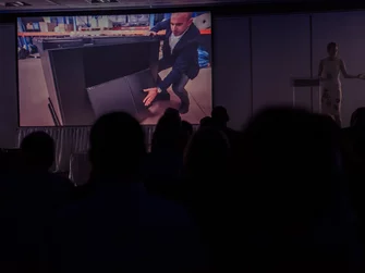 Ozvučení, osvětlení akcí, konferenční technika a služby - pronájem audiovizuální techniky, technické zajištění