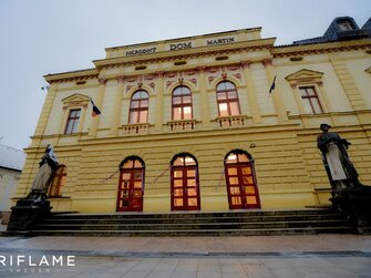 Ozvučenie,osvetlenie v divadle.
