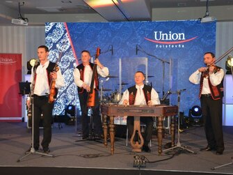 Prenajímame značkové pódia v Bratislave. Na módnu show, koncert, konferenciu alebo párty.