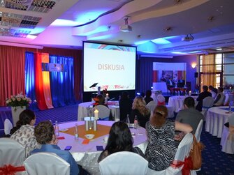 Prenájom konferenčnej techniky,prenájom tlmočníckej techniky,prenájom projekcie,prenájom ozvučenia,prenájom plátna,prenájom LCD,prenájom plazmy.
