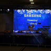 Prenájom led obrazovky a AV technika na vianočnej párty SAMSUNG