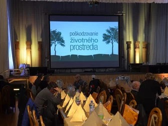 Prenosné rámové projekčné plochy