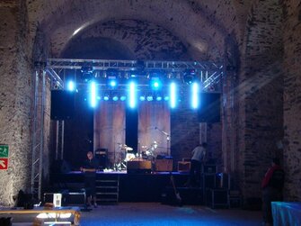 Pro Sound & Lighting - Stage Sound & Lighting Rental