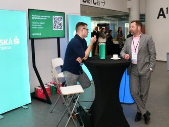 Pronájem velkoplošných LED obrazovek pro běžné, ale i velké konference různých velikostí a kreativních řešení. PRAHA CZ