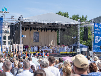 Slávnosti Nitra, milá Nitra 2025,prenájom stage,prenájom pódium,ozvučenie Nitra, led obrazovky Nitra,prenájom video techniky v Nitre,pódium v Nitre.