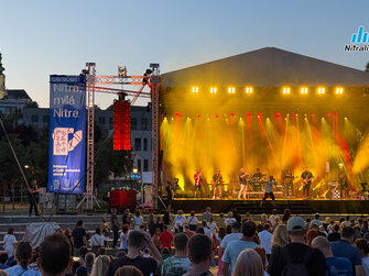 Slávnosti Nitra, milá Nitra 2025,prenájom stage,prenájom pódium,ozvučenie Nitra, led obrazovky Nitra,prenájom video techniky v Nitre,pódium v Nitre.