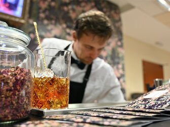 Technické zabezpečenie led obrazovka,prenájom AV techniky,prenájom tlmočníckej techniky.